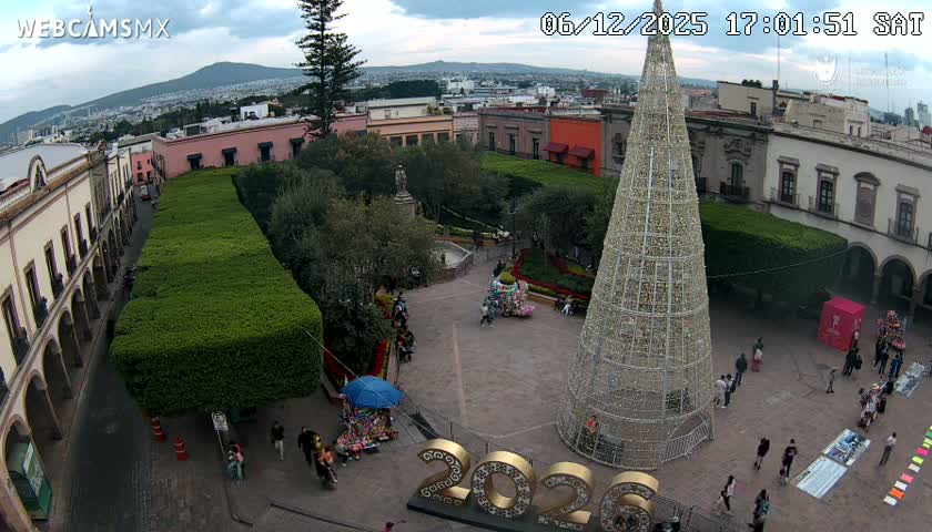 Plaza de Armas de Querétaro Square Live Cam - Santiago de Queretaro, Queretaro, Mexivo
