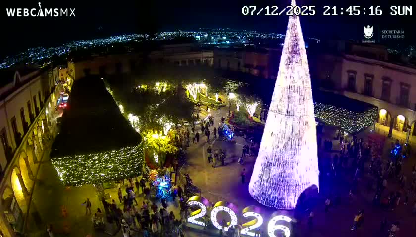 Plaza de Armas de Querétaro Square Live Cam - Santiago de Queretaro, Queretaro, Mexivo