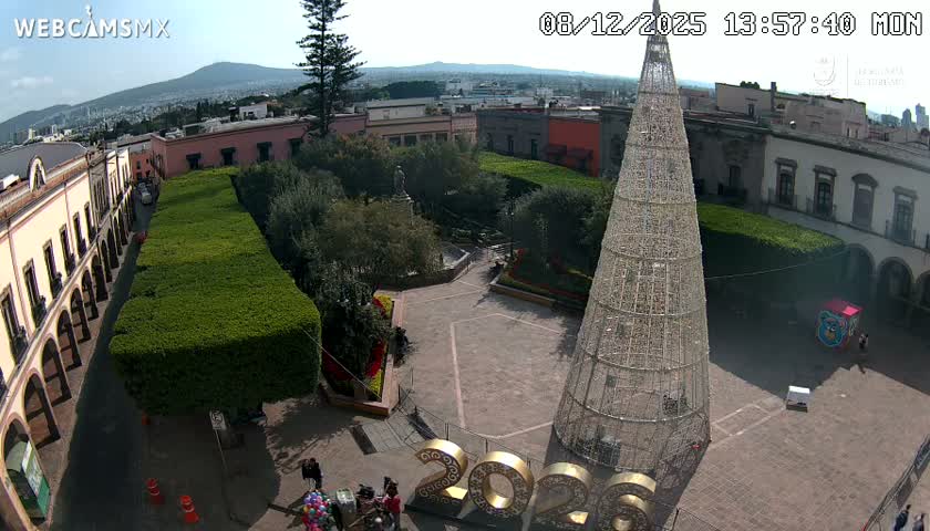 Plaza de Armas de Querétaro Square Live Cam - Santiago de Queretaro, Queretaro, Mexivo