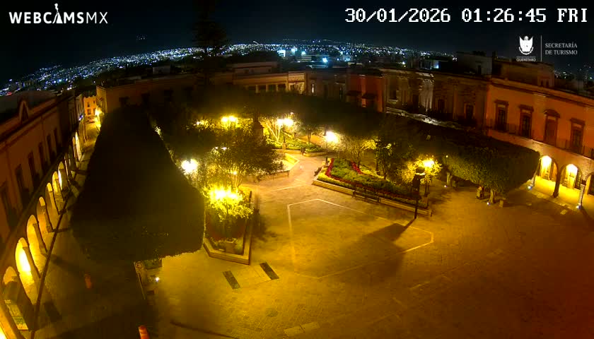 Plaza de Armas de Querétaro Square Live Cam - Santiago de Queretaro, Queretaro, Mexivo