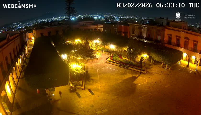 Plaza de Armas de Querétaro Square Live Cam - Santiago de Queretaro, Queretaro, Mexivo