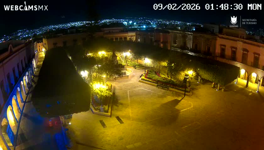 Plaza de Armas de Querétaro Square Live Cam - Santiago de Queretaro, Queretaro, Mexivo