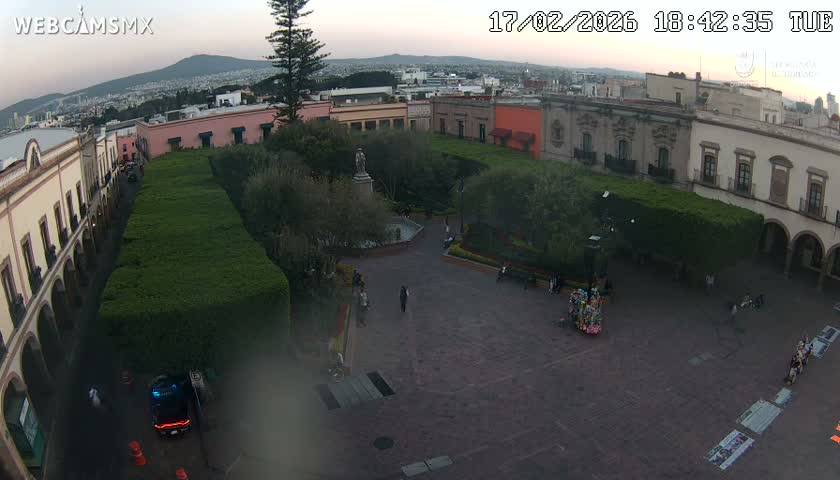 Plaza de Armas de Querétaro Square Live Cam - Santiago de Queretaro, Queretaro, Mexivo