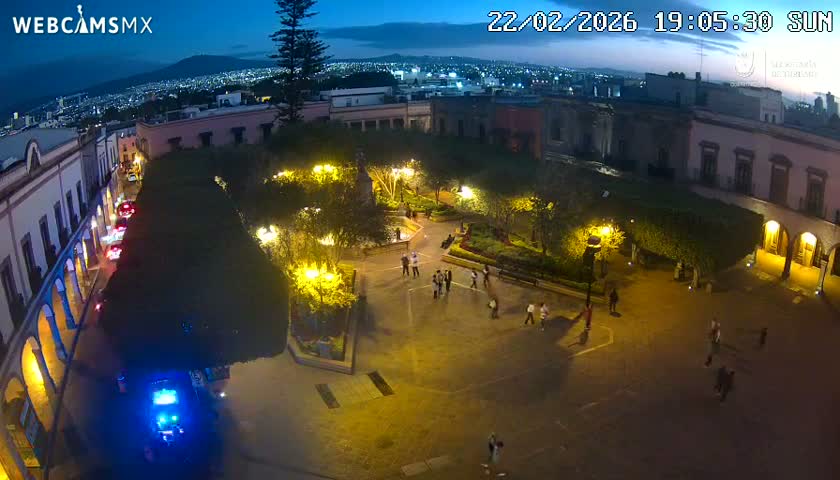 Plaza de Armas de Querétaro Square Live Cam - Santiago de Queretaro, Queretaro, Mexivo