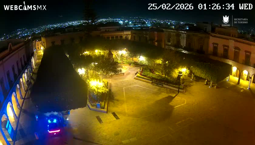 Plaza de Armas de Querétaro Square Live Cam - Santiago de Queretaro, Queretaro, Mexivo