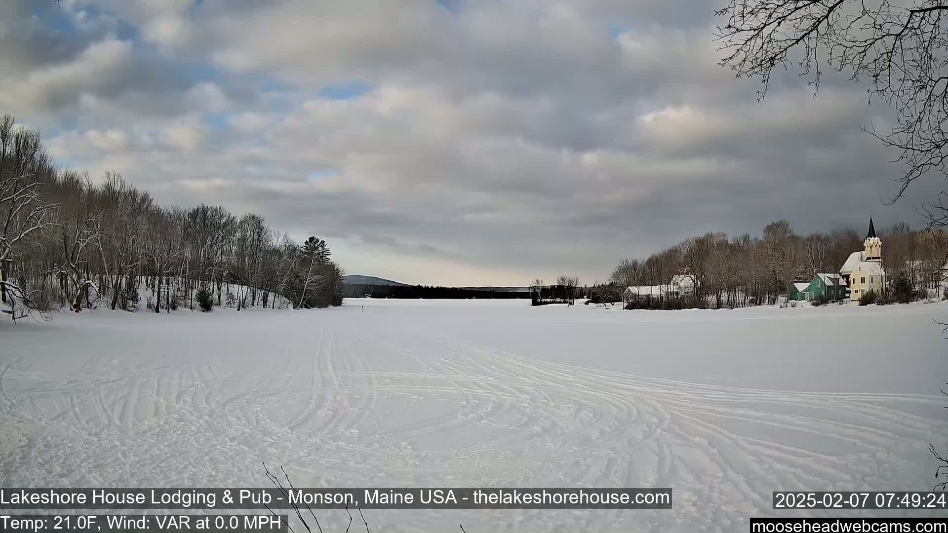 Lake Hebron Live Cam - Monson, Maine, USA