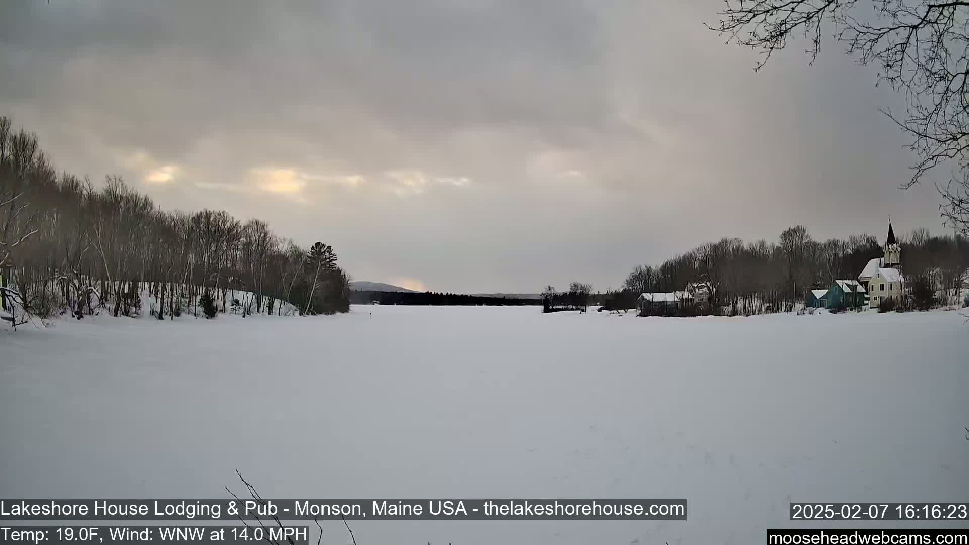 Lake Hebron Live Cam - Monson, Maine, USA
