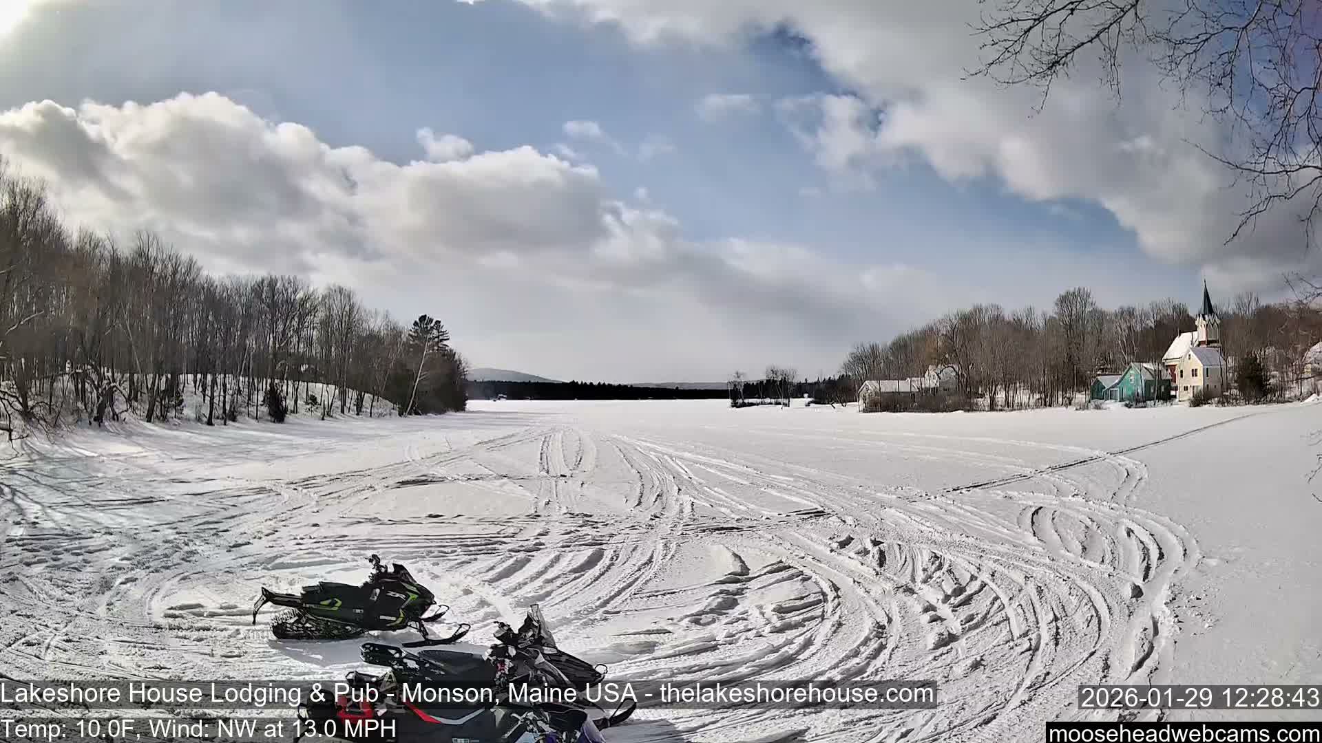 Lake Hebron Live Cam - Monson, Maine, USA