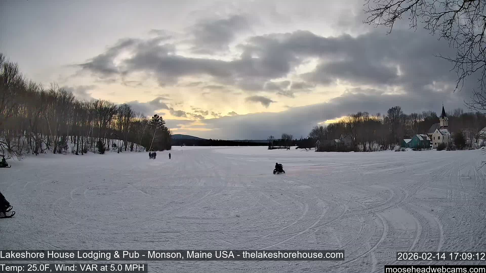 Lake Hebron Live Cam - Monson, Maine, USA