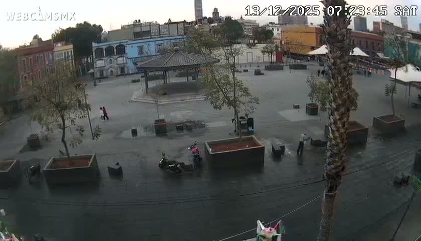 Plaza Garibaldi Square Live Cam - Cuauhtemoc, Ciudad de Mexico, Mexico