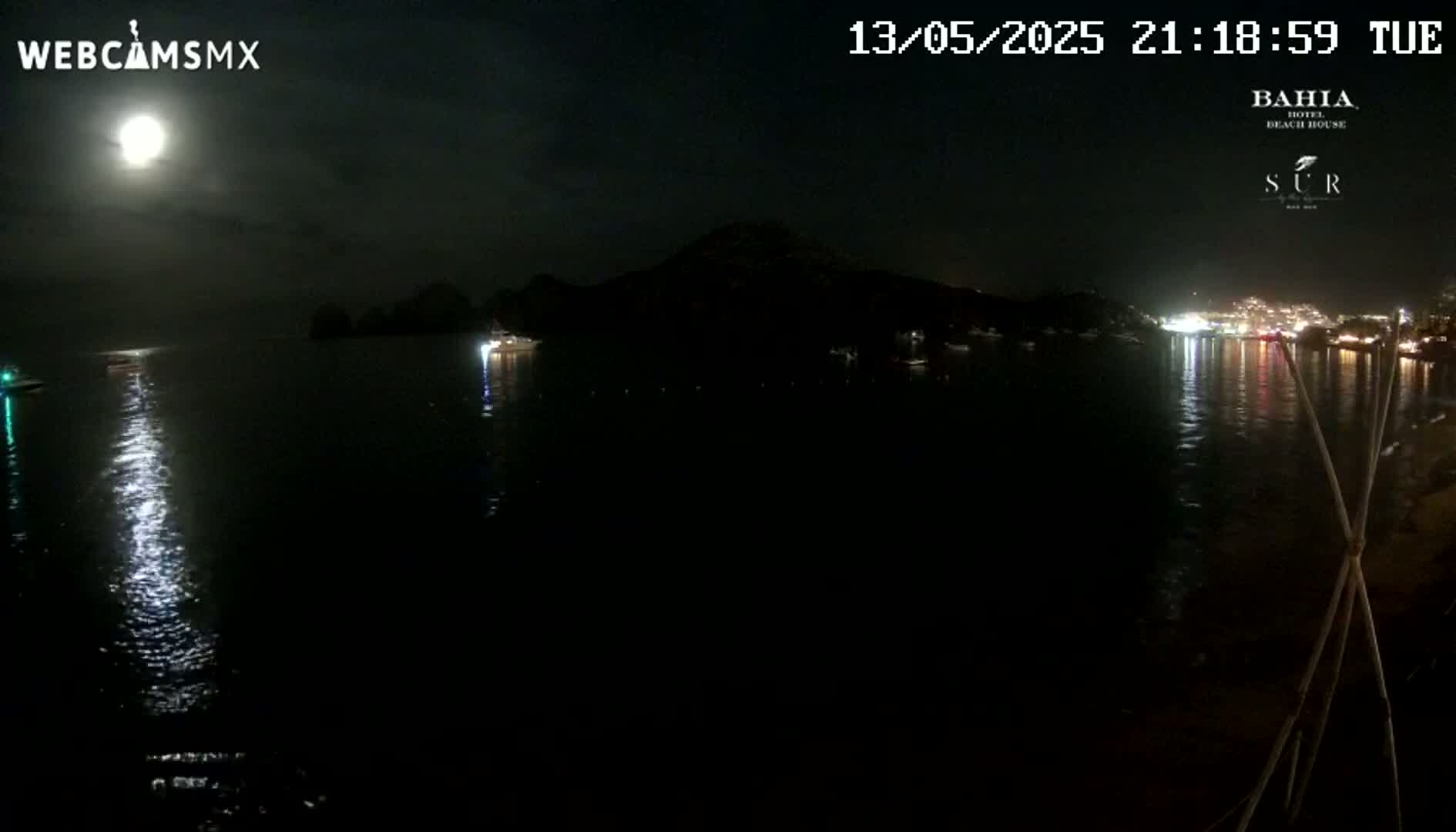 Cabo San Lucas, Playa El Medano Beach Live Cam - Los Cabos, Baja California Sur, Mexico