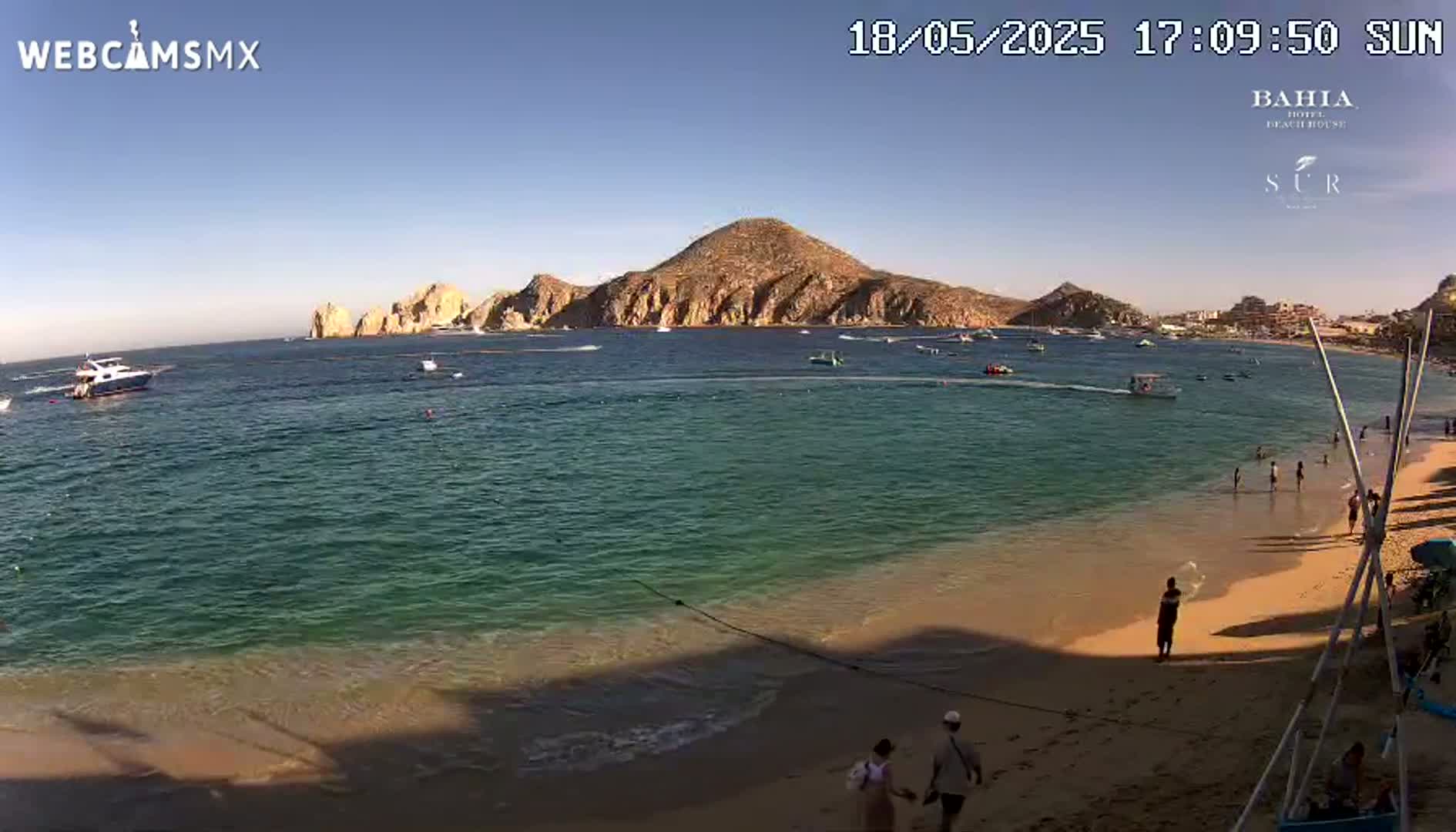 Cabo San Lucas, Playa El Medano Beach Live Cam - Los Cabos, Baja California Sur, Mexico