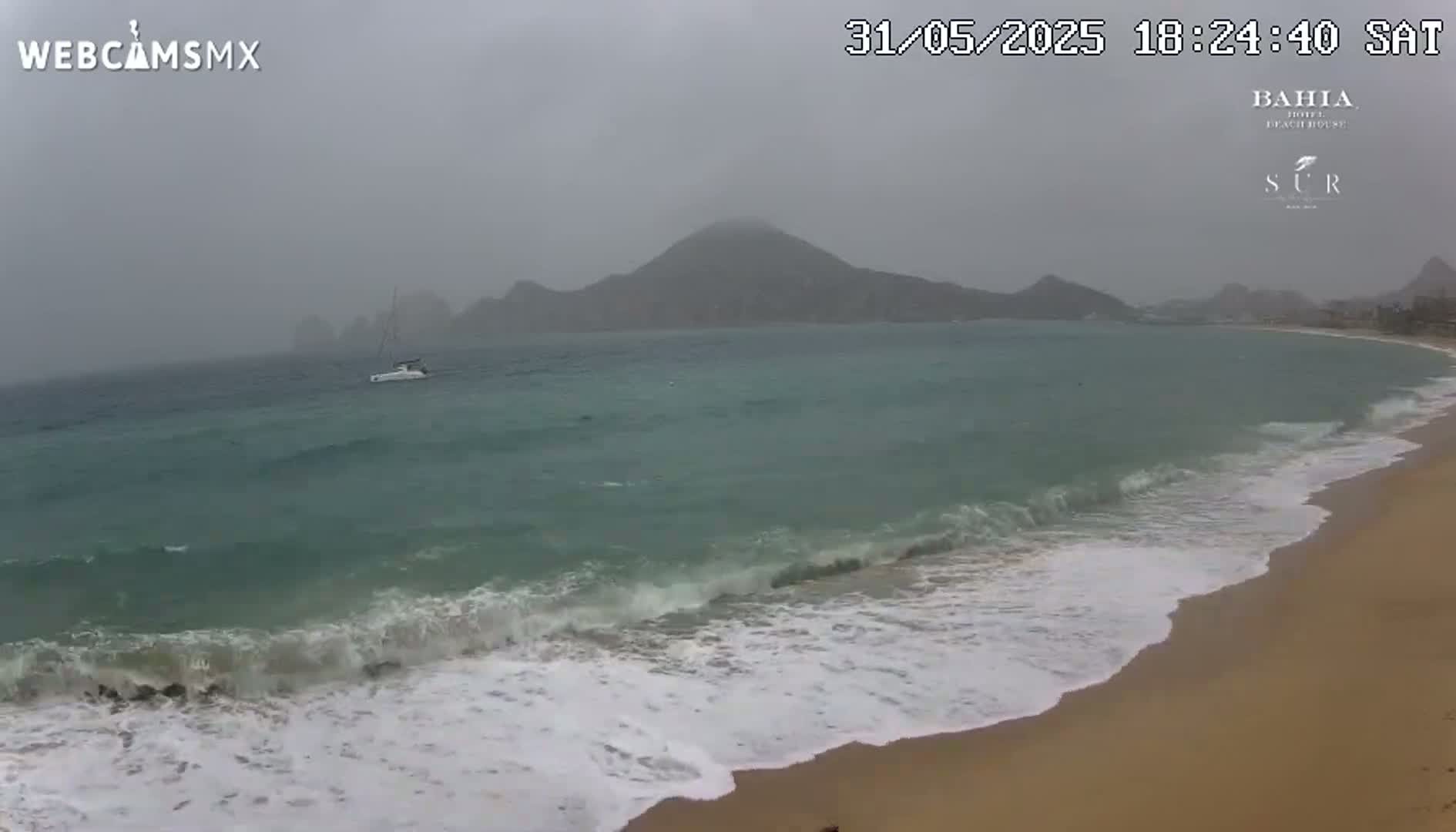 Cabo San Lucas, Playa El Medano Beach Live Cam - Los Cabos, Baja California Sur, Mexico
