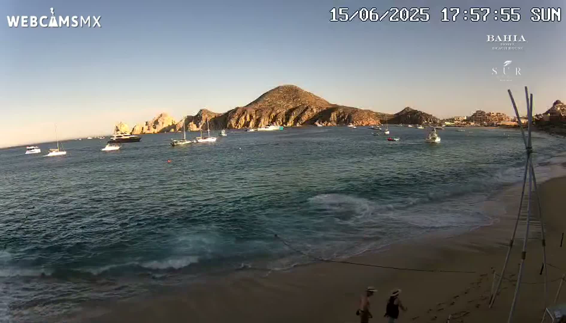 Cabo San Lucas, Playa El Medano Beach Live Cam - Los Cabos, Baja California Sur, Mexico