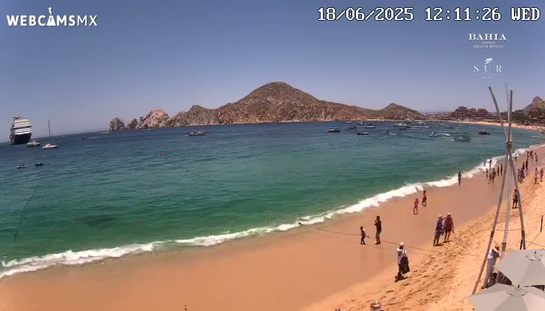 Cabo San Lucas, Playa El Medano Beach Live Cam - Los Cabos, Baja California Sur, Mexico