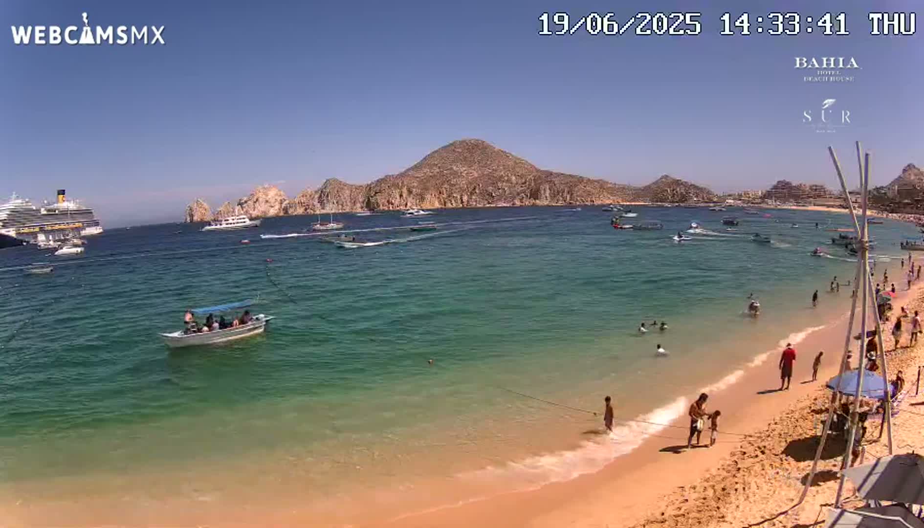 Cabo San Lucas, Playa El Medano Beach Live Cam - Los Cabos, Baja California Sur, Mexico