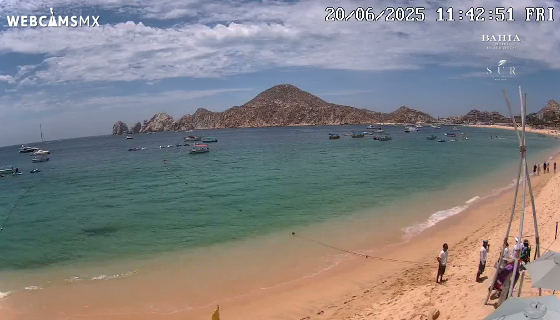 Cabo San Lucas, Playa El Medano Beach Live Cam - Los Cabos, Baja California Sur, Mexico