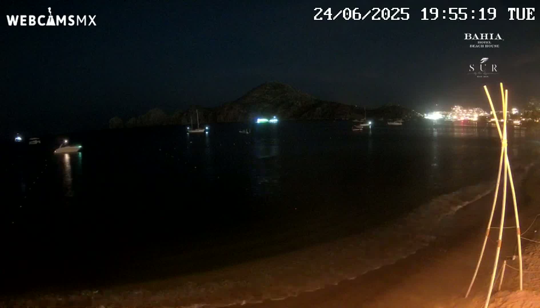 Cabo San Lucas, Playa El Medano Beach Live Cam - Los Cabos, Baja California Sur, Mexico