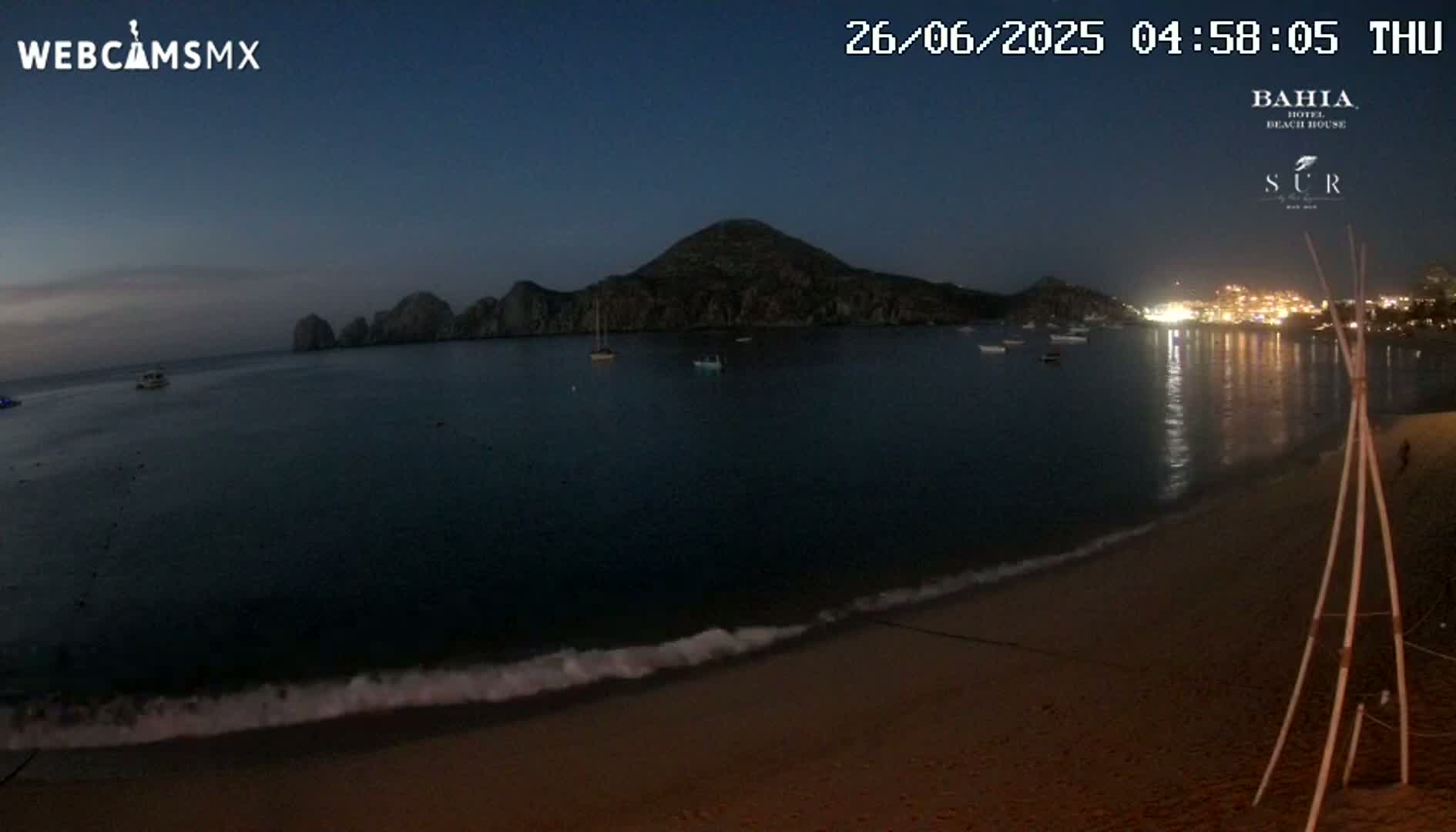 Cabo San Lucas, Playa El Medano Beach Live Cam - Los Cabos, Baja California Sur, Mexico