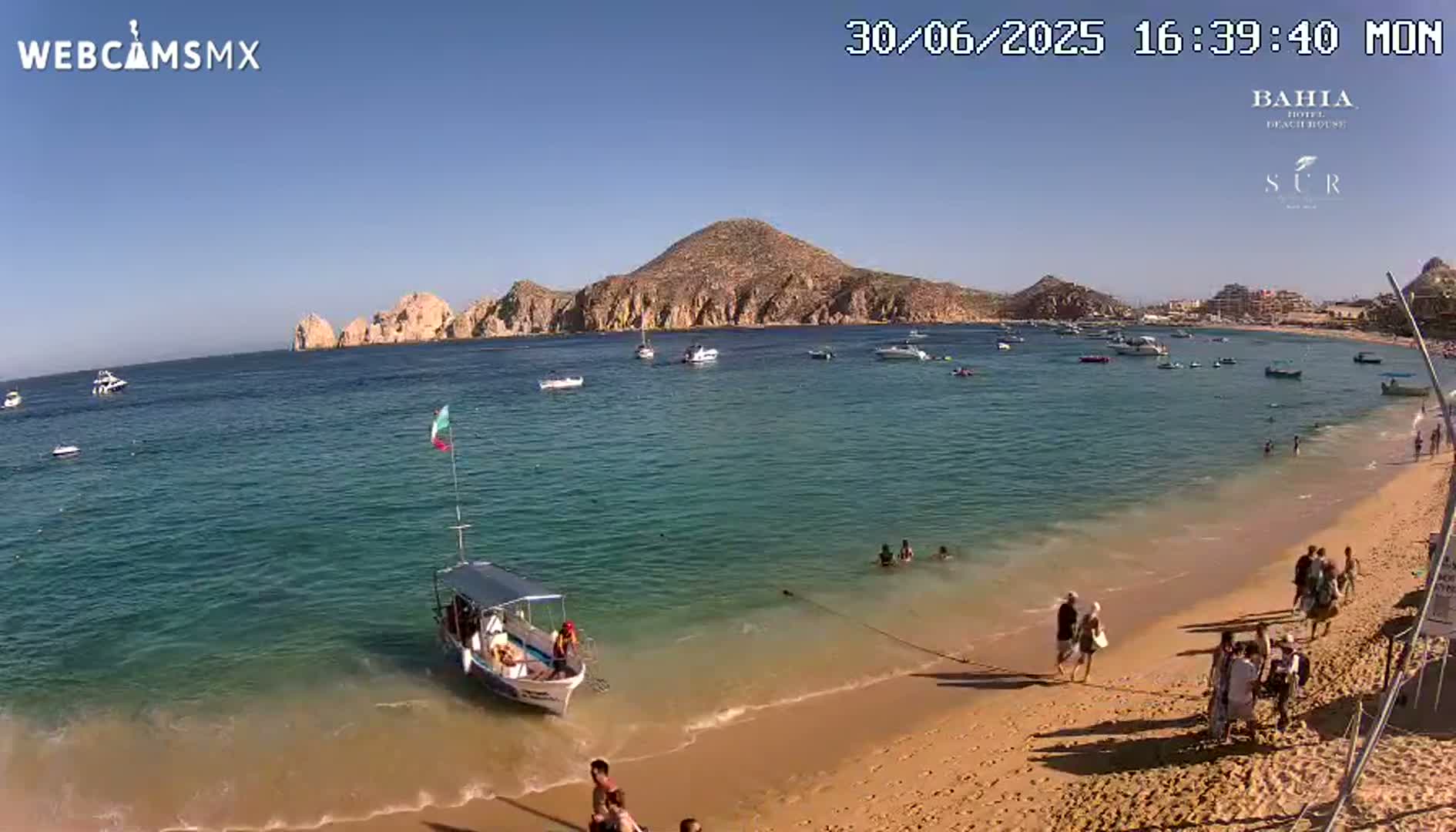 Cabo San Lucas, Playa El Medano Beach Live Cam - Los Cabos, Baja California Sur, Mexico
