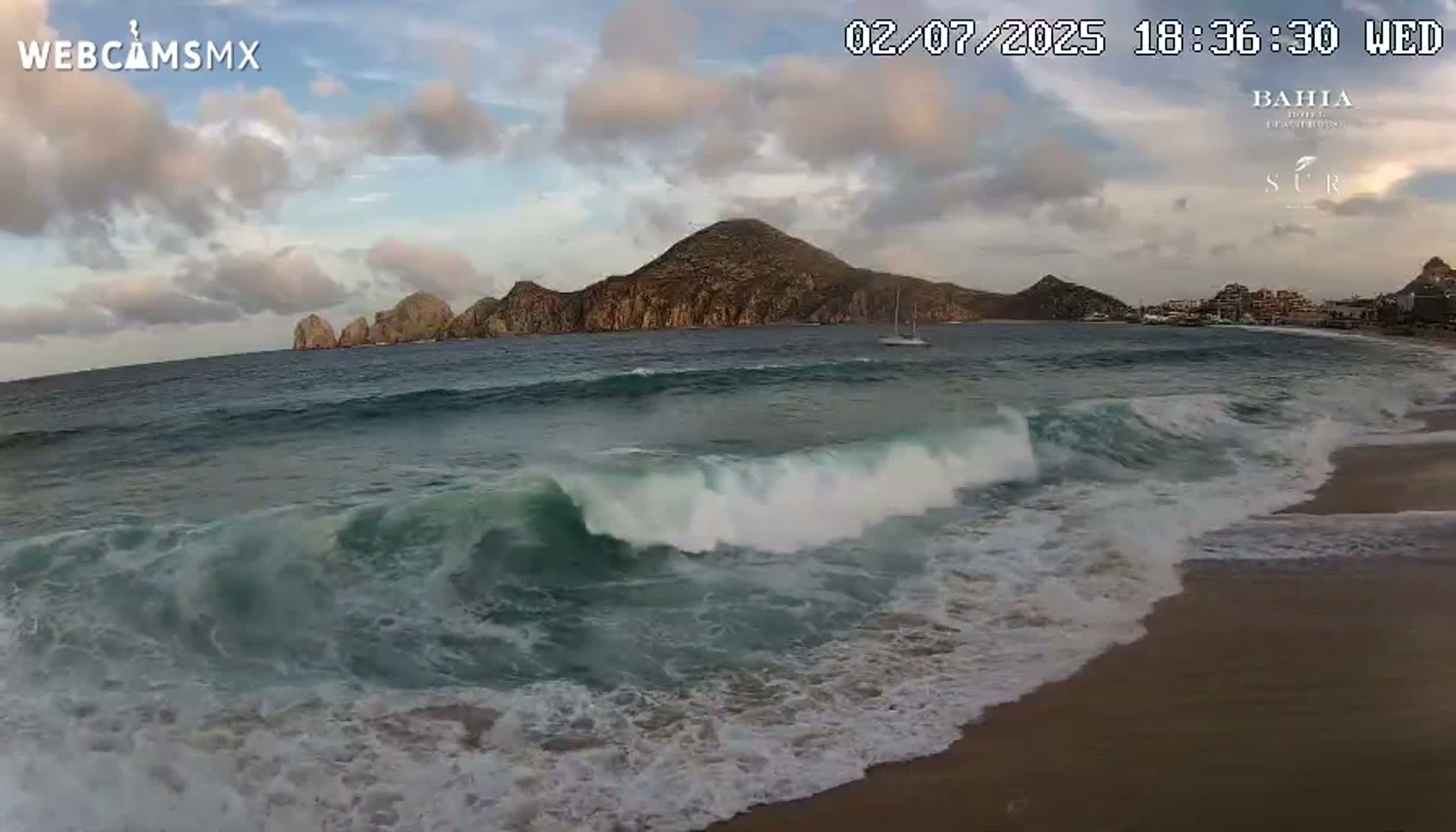 Cabo San Lucas, Playa El Medano Beach Live Cam - Los Cabos, Baja California Sur, Mexico