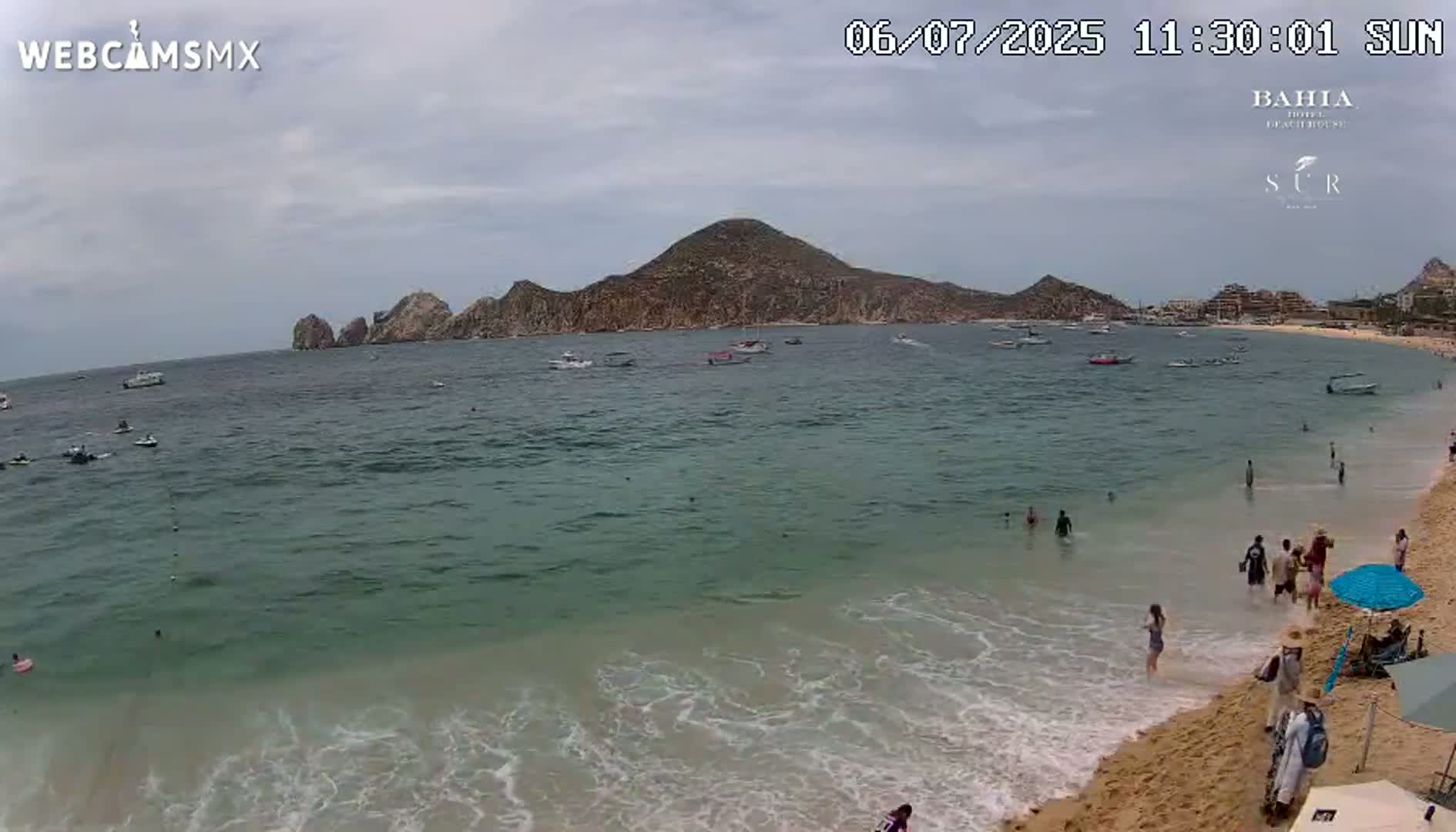 Cabo San Lucas, Playa El Medano Beach Live Cam - Los Cabos, Baja California Sur, Mexico