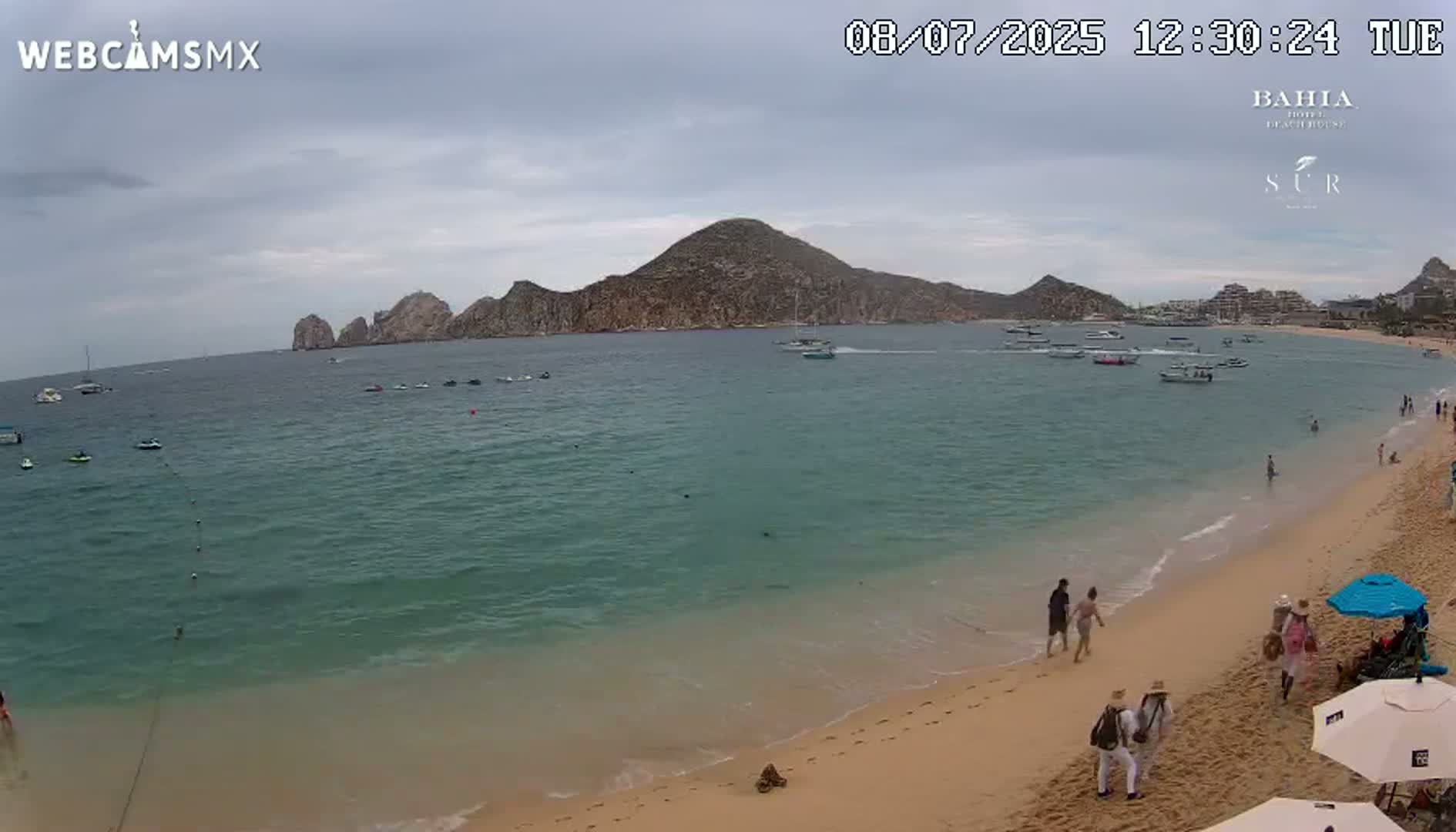 Cabo San Lucas, Playa El Medano Beach Live Cam - Los Cabos, Baja California Sur, Mexico