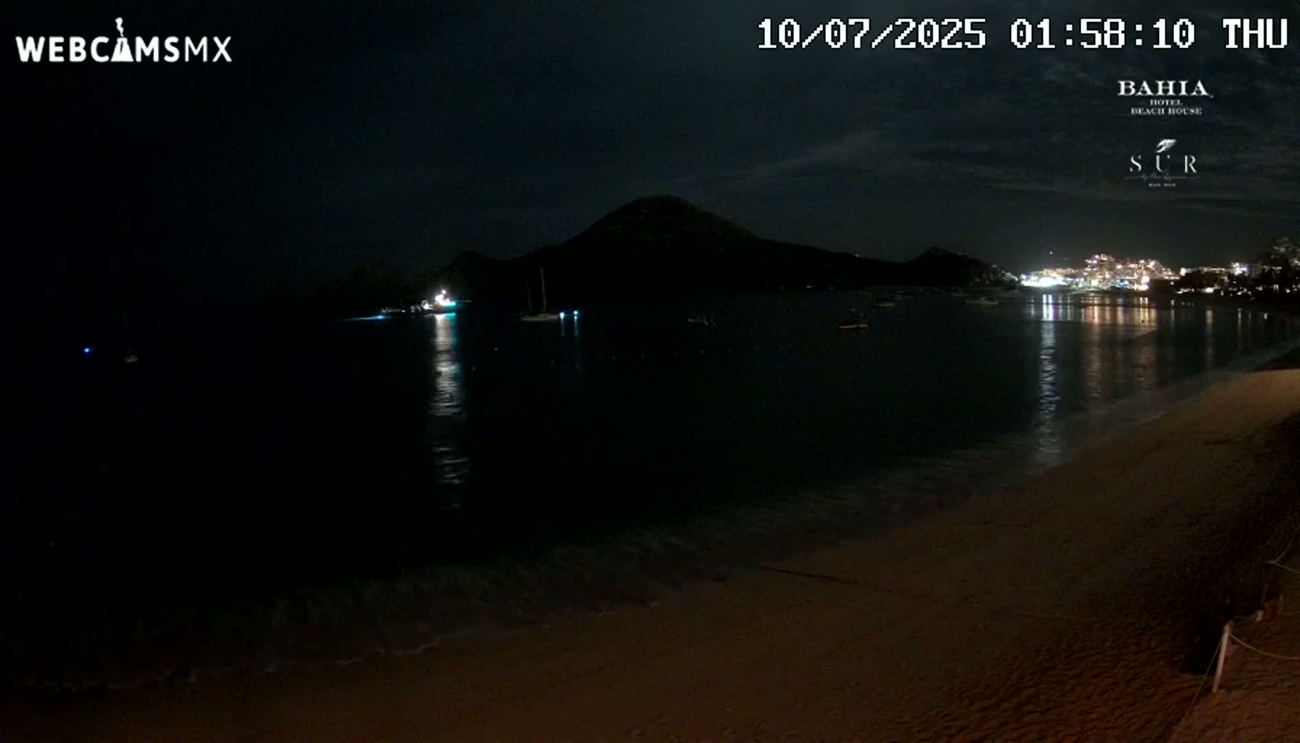 Cabo San Lucas, Playa El Medano Beach Live Cam - Los Cabos, Baja California Sur, Mexico