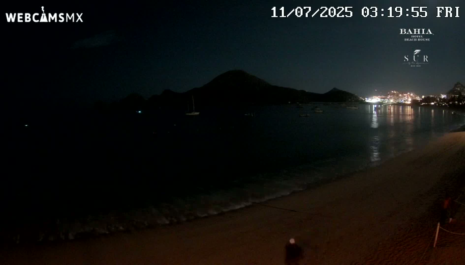 Cabo San Lucas, Playa El Medano Beach Live Cam - Los Cabos, Baja California Sur, Mexico