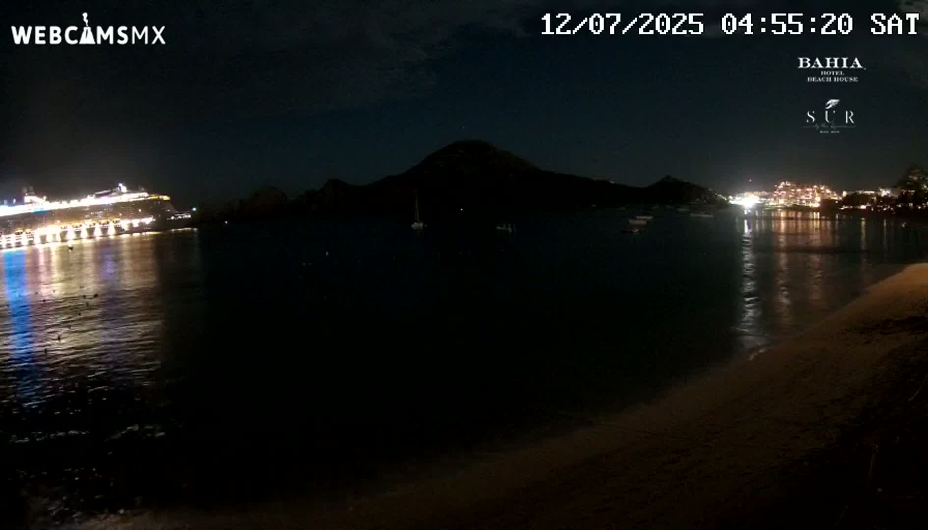 Cabo San Lucas, Playa El Medano Beach Live Cam - Los Cabos, Baja California Sur, Mexico