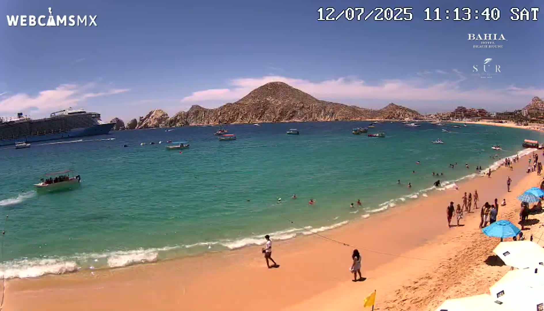 Cabo San Lucas, Playa El Medano Beach Live Cam - Los Cabos, Baja California Sur, Mexico
