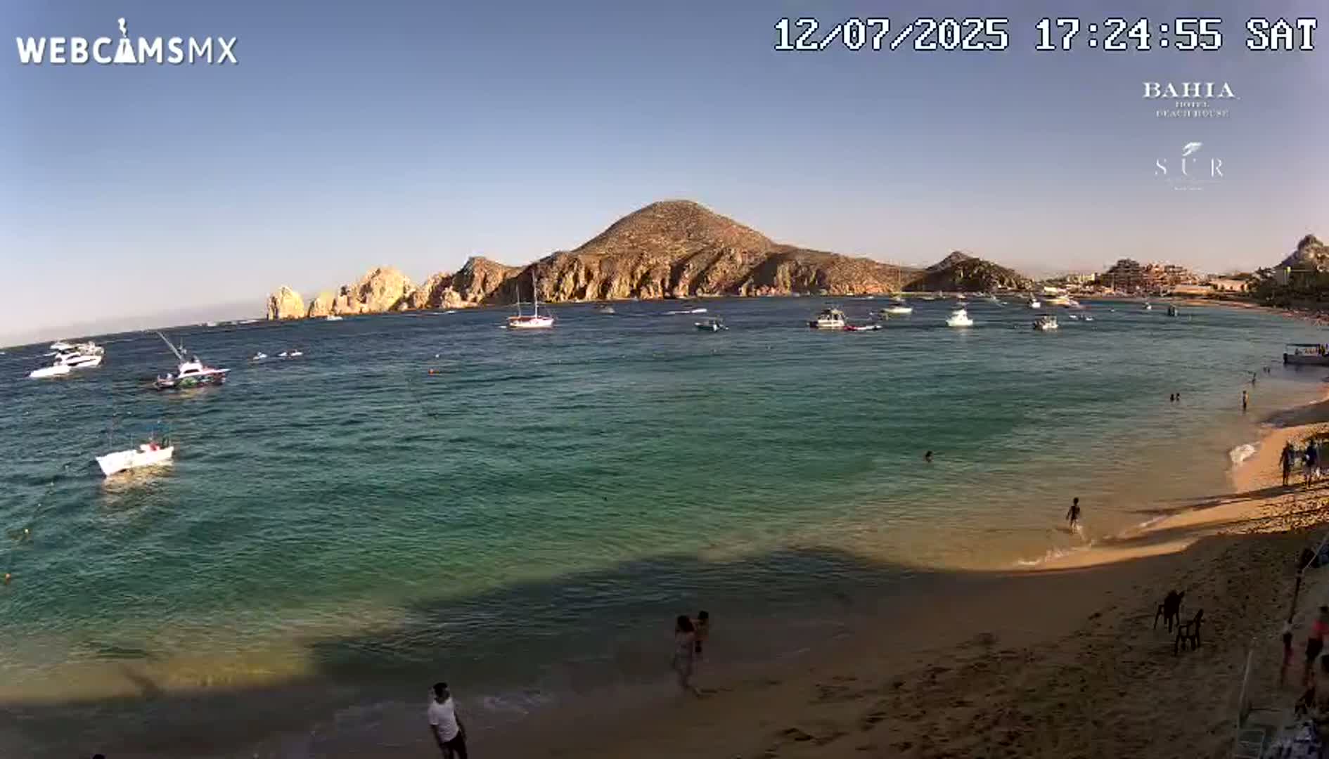 Cabo San Lucas, Playa El Medano Beach Live Cam - Los Cabos, Baja California Sur, Mexico