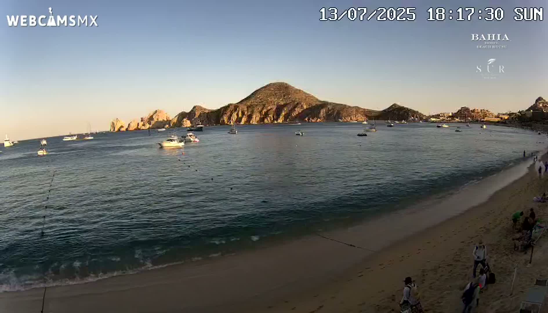 Cabo San Lucas, Playa El Medano Beach Live Cam - Los Cabos, Baja California Sur, Mexico