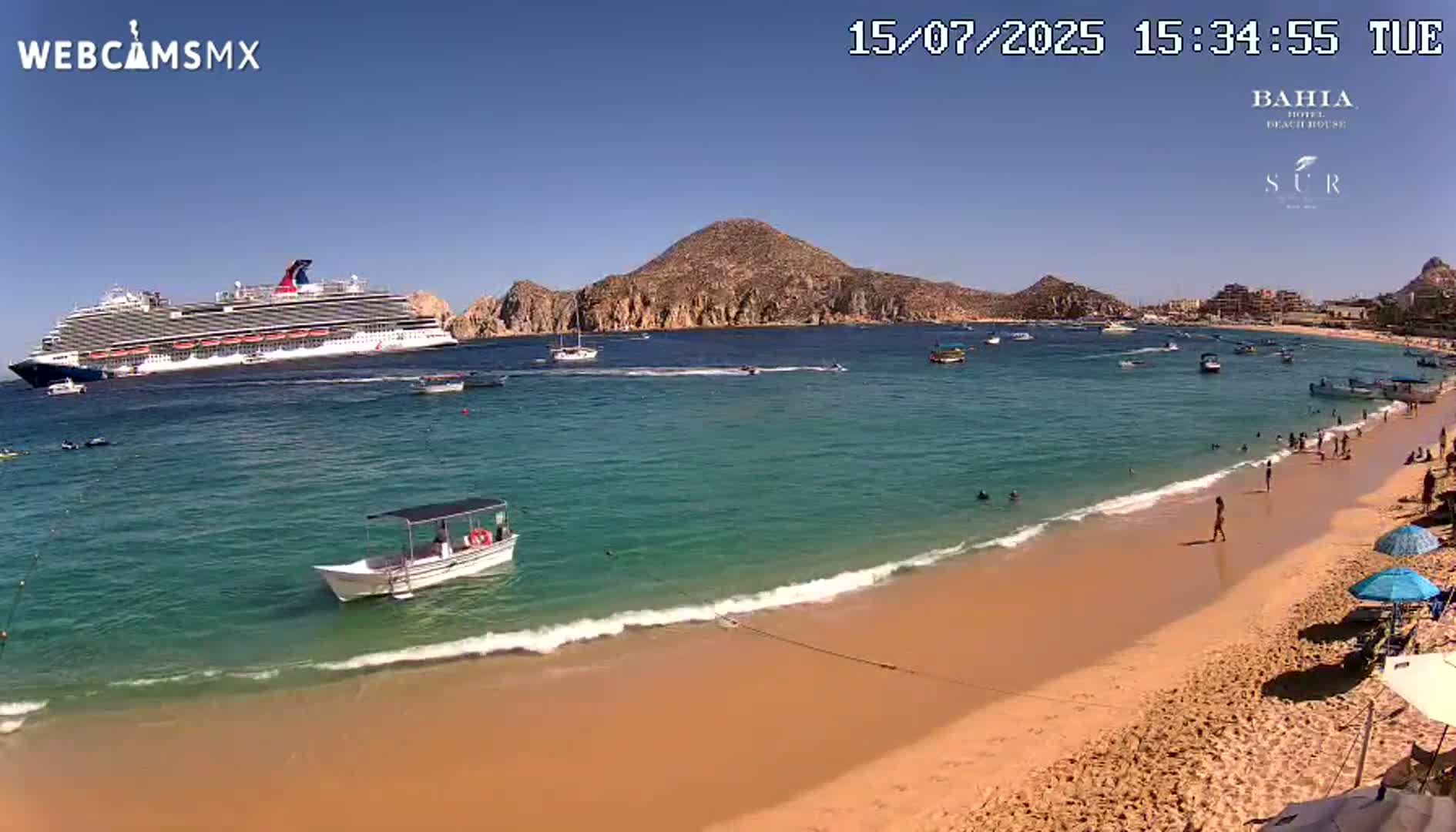 Cabo San Lucas, Playa El Medano Beach Live Cam - Los Cabos, Baja California Sur, Mexico