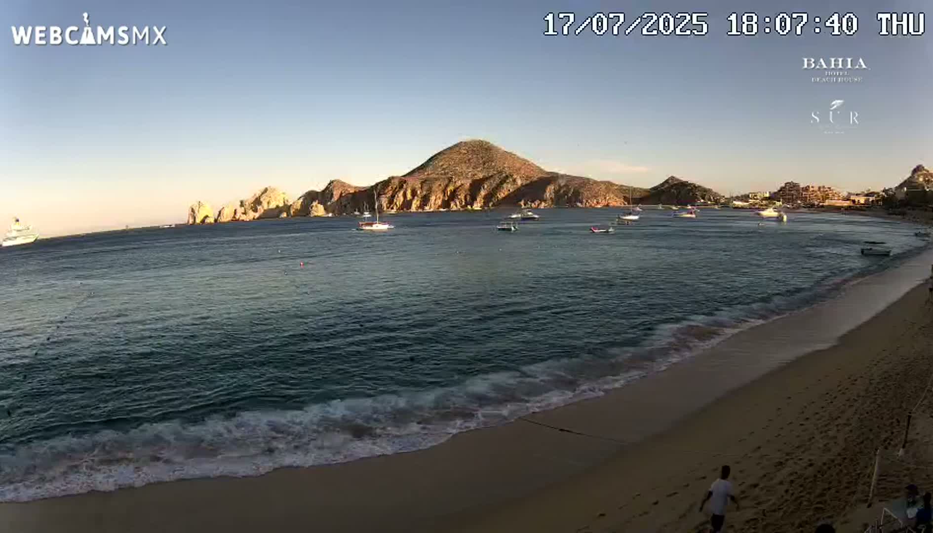 Cabo San Lucas, Playa El Medano Beach Live Cam - Los Cabos, Baja California Sur, Mexico
