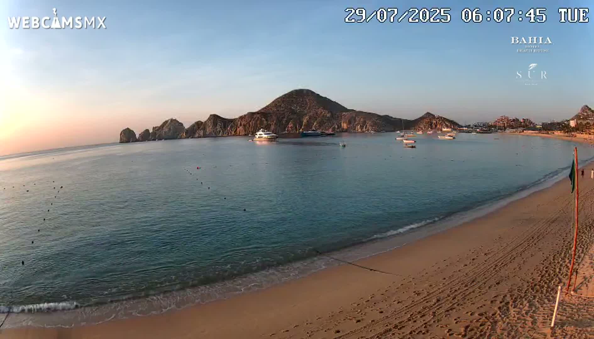 Cabo San Lucas, Playa El Medano Beach Live Cam - Los Cabos, Baja California Sur, Mexico