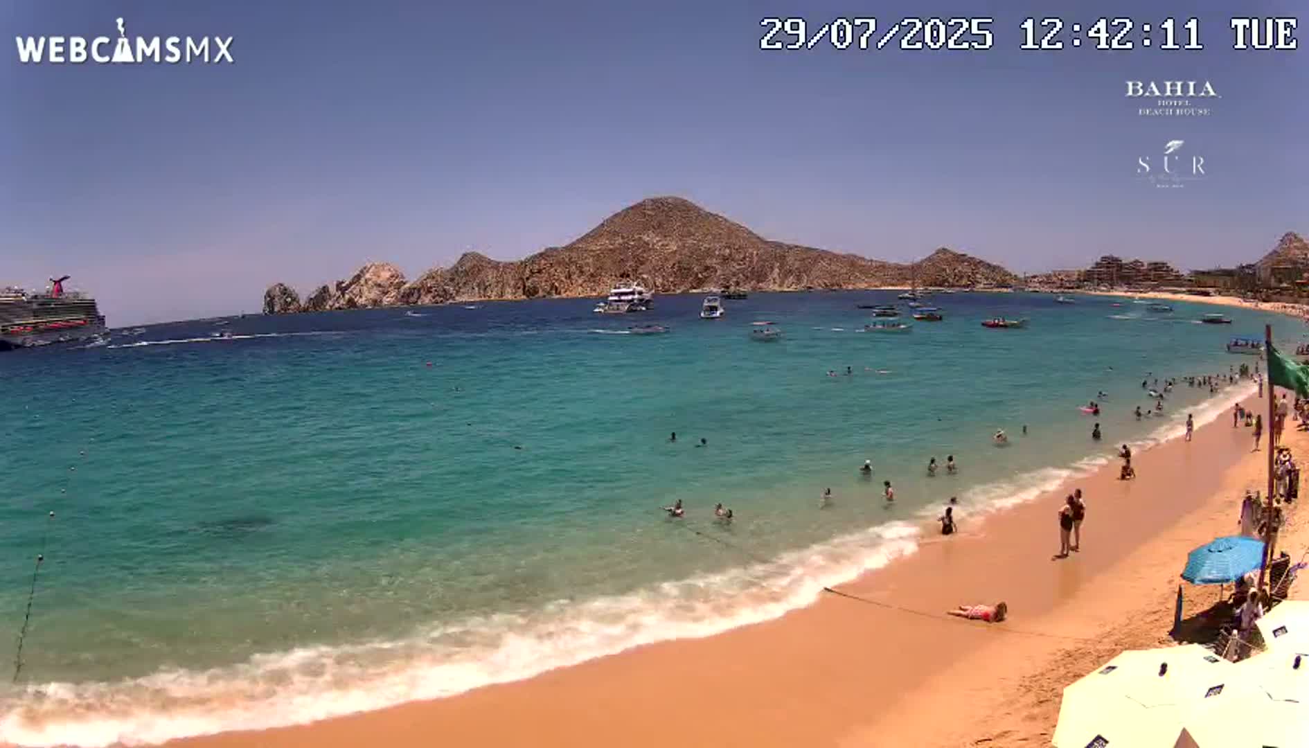 Cabo San Lucas, Playa El Medano Beach Live Cam - Los Cabos, Baja California Sur, Mexico