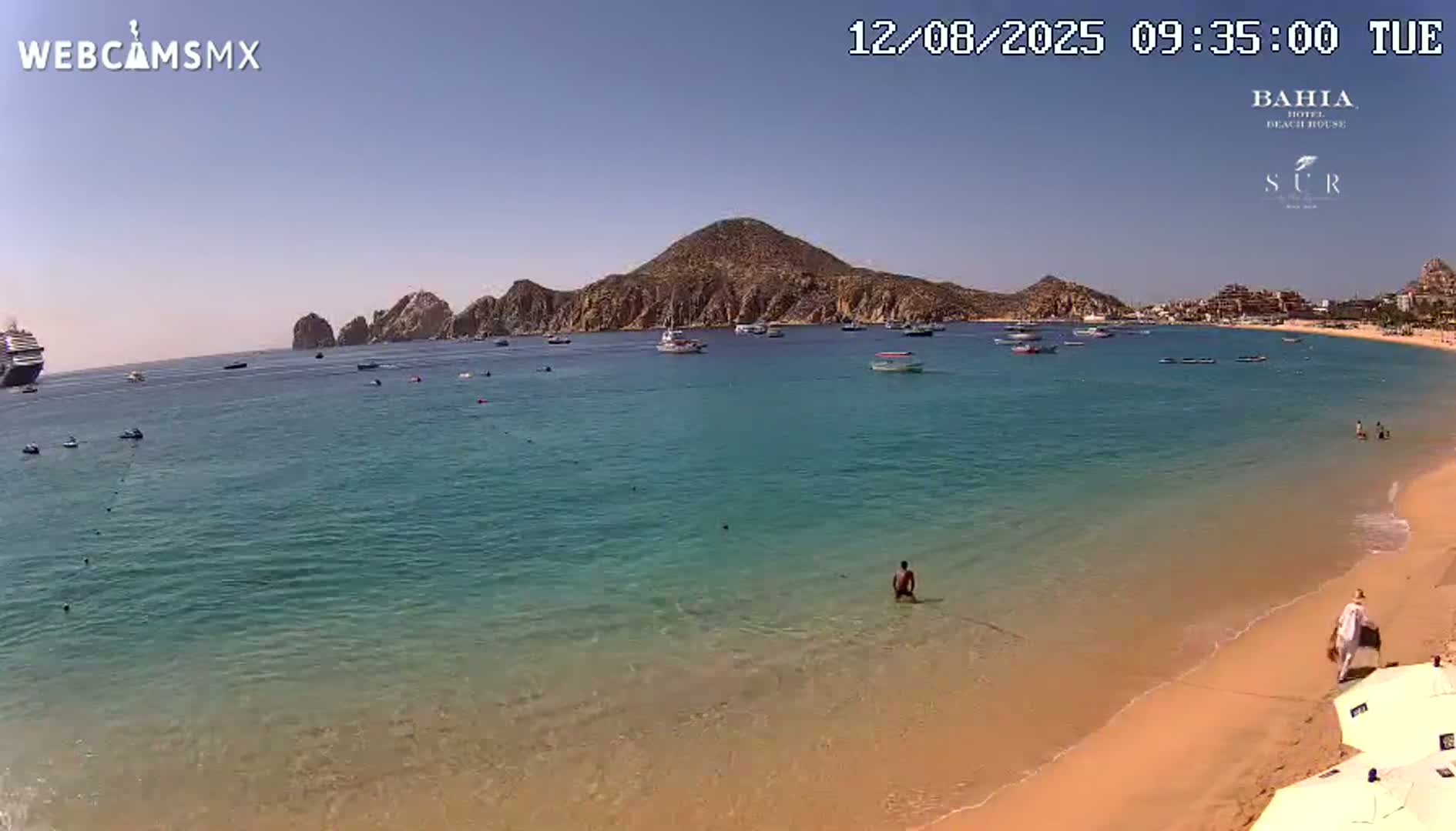 Cabo San Lucas, Playa El Medano Beach Live Cam - Los Cabos, Baja California Sur, Mexico
