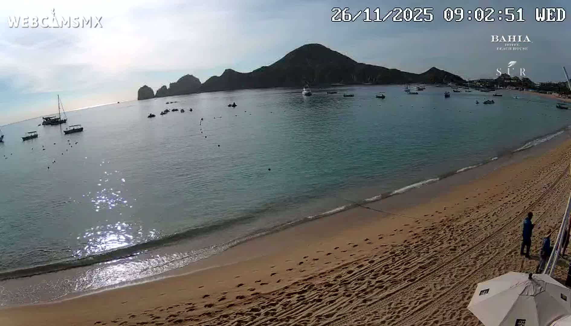 Cabo San Lucas, Playa El Medano Beach towards South View Live Cam - El Medano Ejidal, Los Cabos, Baja California Sur, Mexico