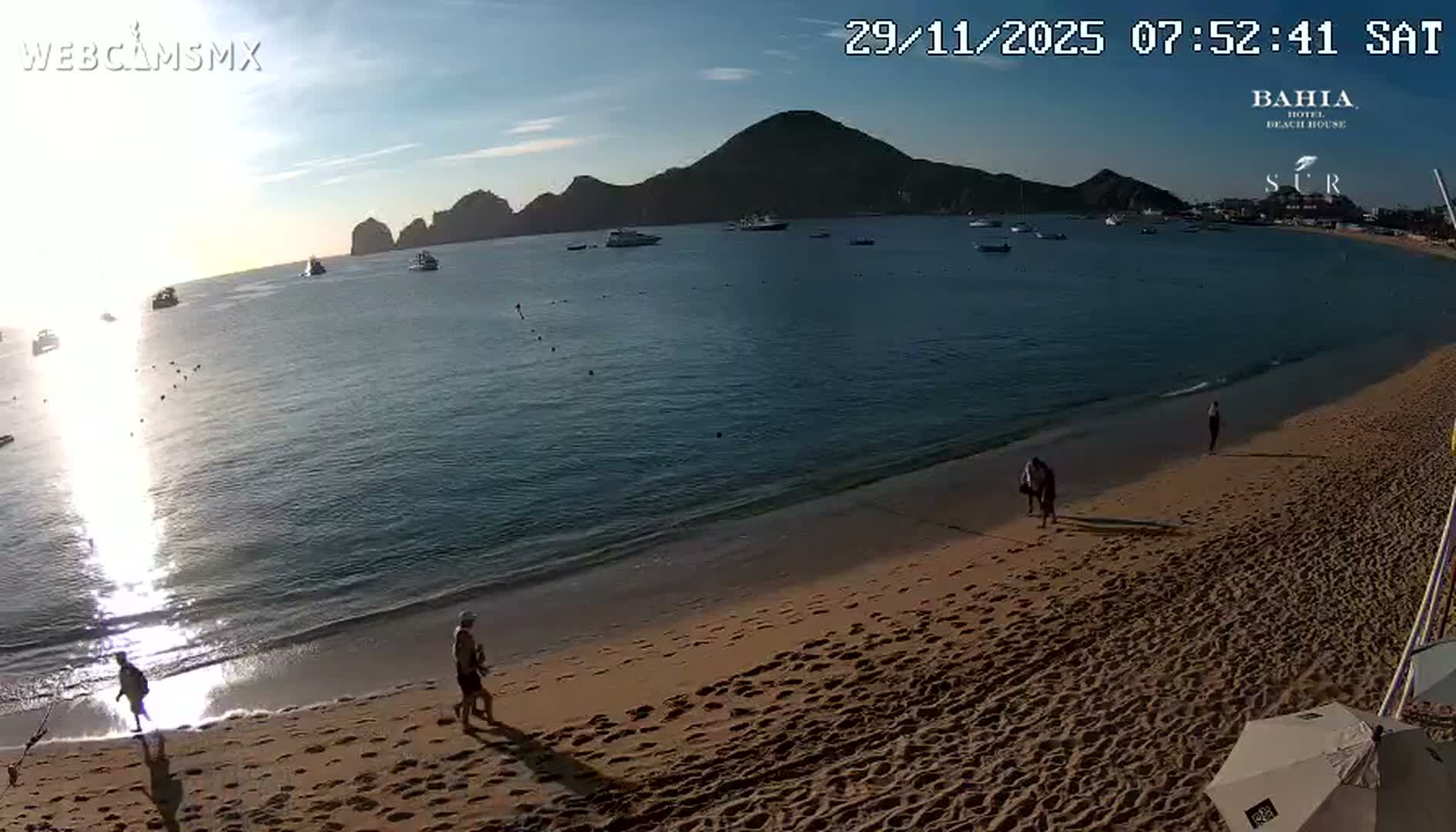 Cabo San Lucas, Playa El Medano Beach towards South View Live Cam - El Medano Ejidal, Los Cabos, Baja California Sur, Mexico