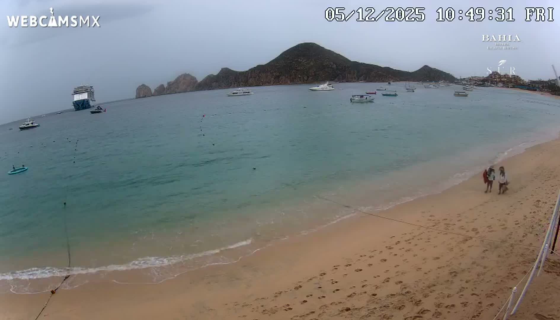 Cabo San Lucas, Playa El Medano Beach towards South View Live Cam - El Medano Ejidal, Los Cabos, Baja California Sur, Mexico