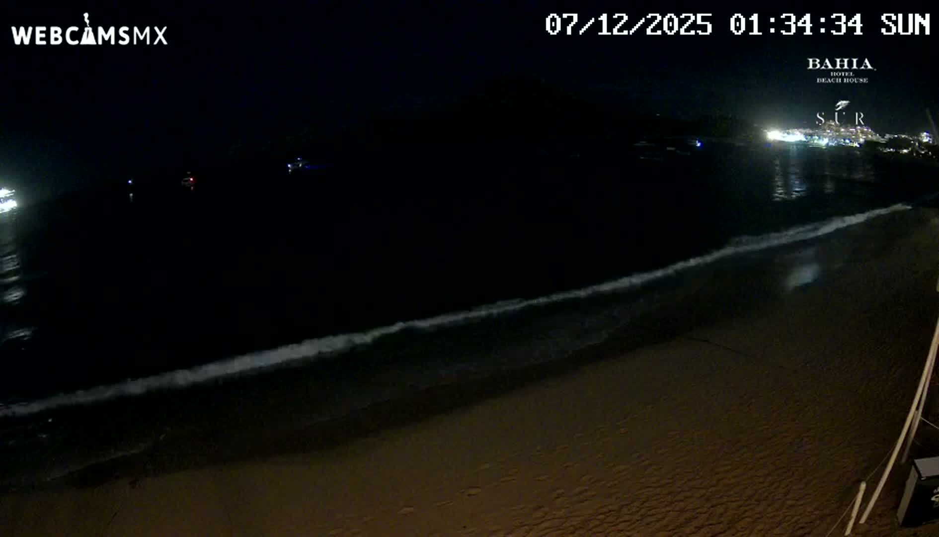 Cabo San Lucas, Playa El Medano Beach towards South View Live Cam - El Medano Ejidal, Los Cabos, Baja California Sur, Mexico