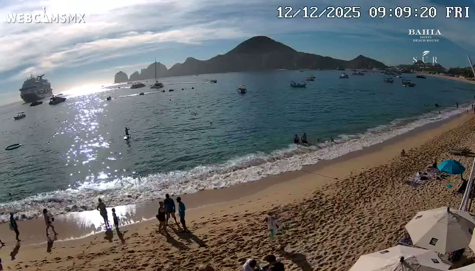 Cabo San Lucas, Playa El Medano Beach towards South View Live Cam - El Medano Ejidal, Los Cabos, Baja California Sur, Mexico