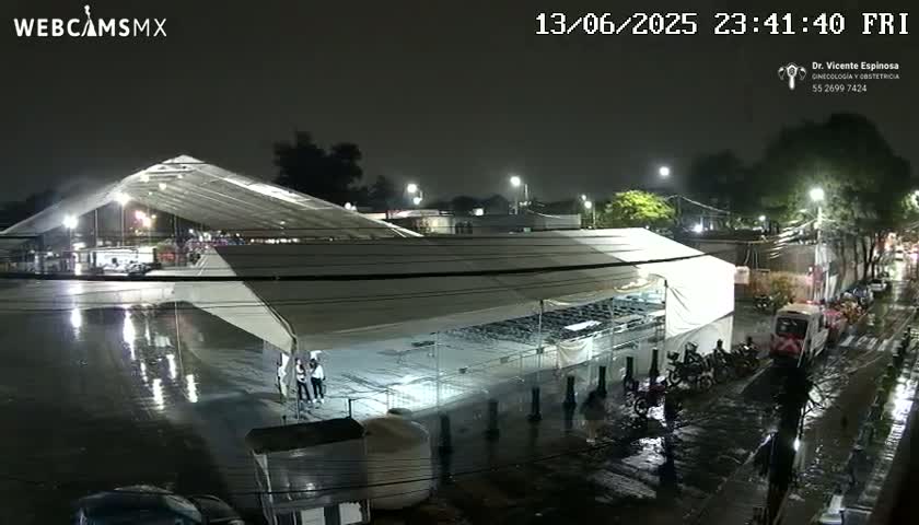 Iztapalapa, Plaza Cuitlahuac Square Live Cam - Iztapalapa, Ciudad de Mexico, Mexico