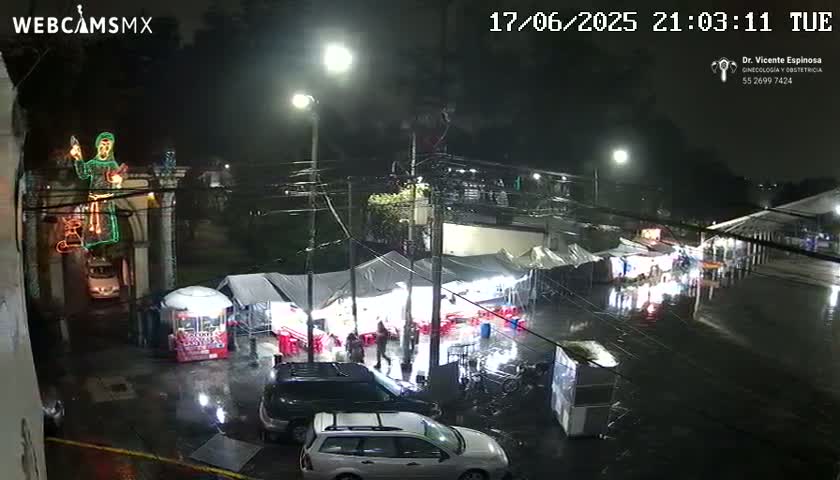Iztapalapa, Plaza Cuitlahuac Square Live Cam - Iztapalapa, Ciudad de Mexico, Mexico