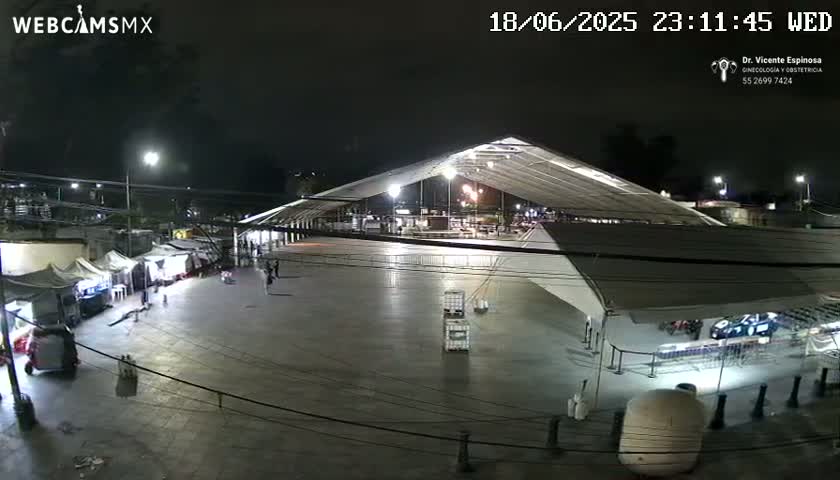 Iztapalapa, Plaza Cuitlahuac Square Live Cam - Iztapalapa, Ciudad de Mexico, Mexico