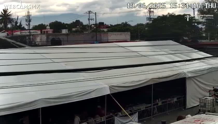 Iztapalapa, Plaza Cuitlahuac Square Live Cam - Iztapalapa, Ciudad de Mexico, Mexico