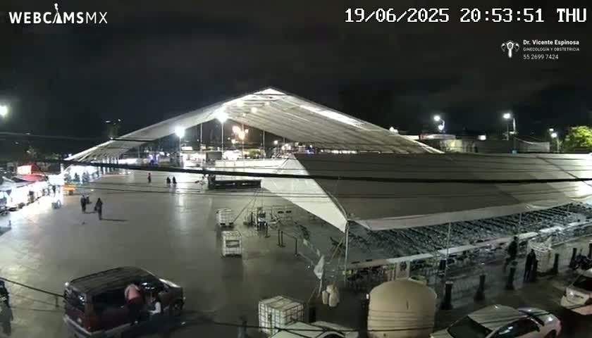 Iztapalapa, Plaza Cuitlahuac Square Live Cam - Iztapalapa, Ciudad de Mexico, Mexico