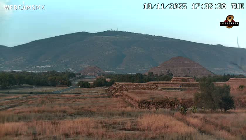 Pyramid of the Sun- Pirámide del Sol, Teotihuacán Pyramids Live Cam - Teotihuacan, Estado de Mexico, Mexico