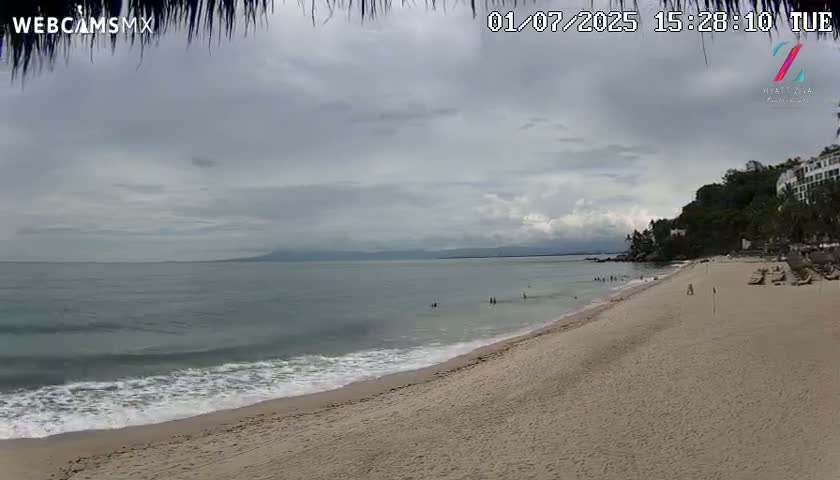 Hyatt Ziva, Playa Les Escates Beach Live Cam - Puerto Vallarta, Jalisco, Mexico